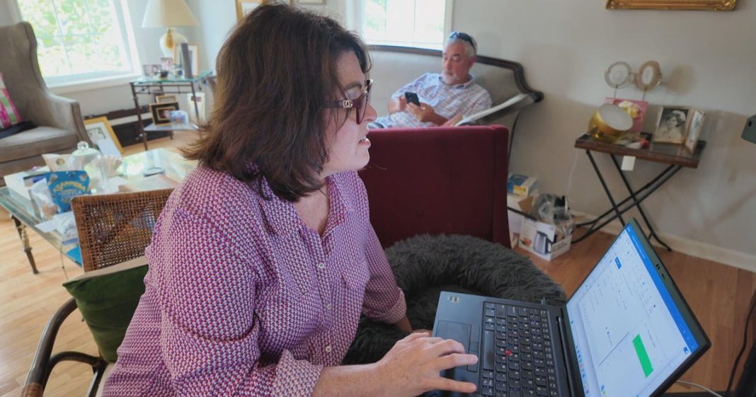 Couple faces retirement fears amid market swings: 