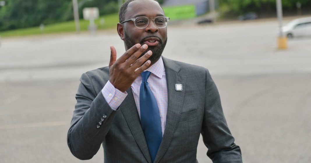 Memphis mayor targeted in stalking and attempted kidnapping incident, police say